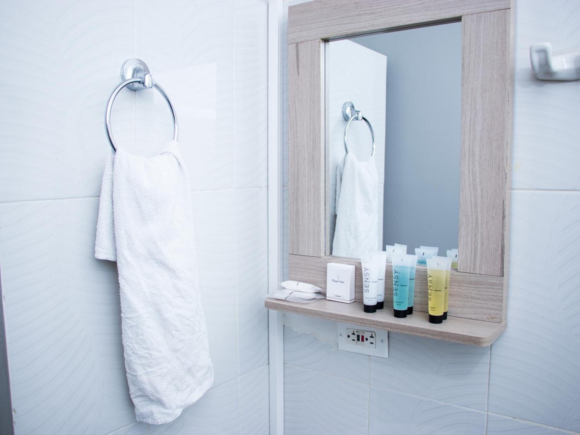 בוקארמנגה Blh Business Loft Hotel חדר תמונה