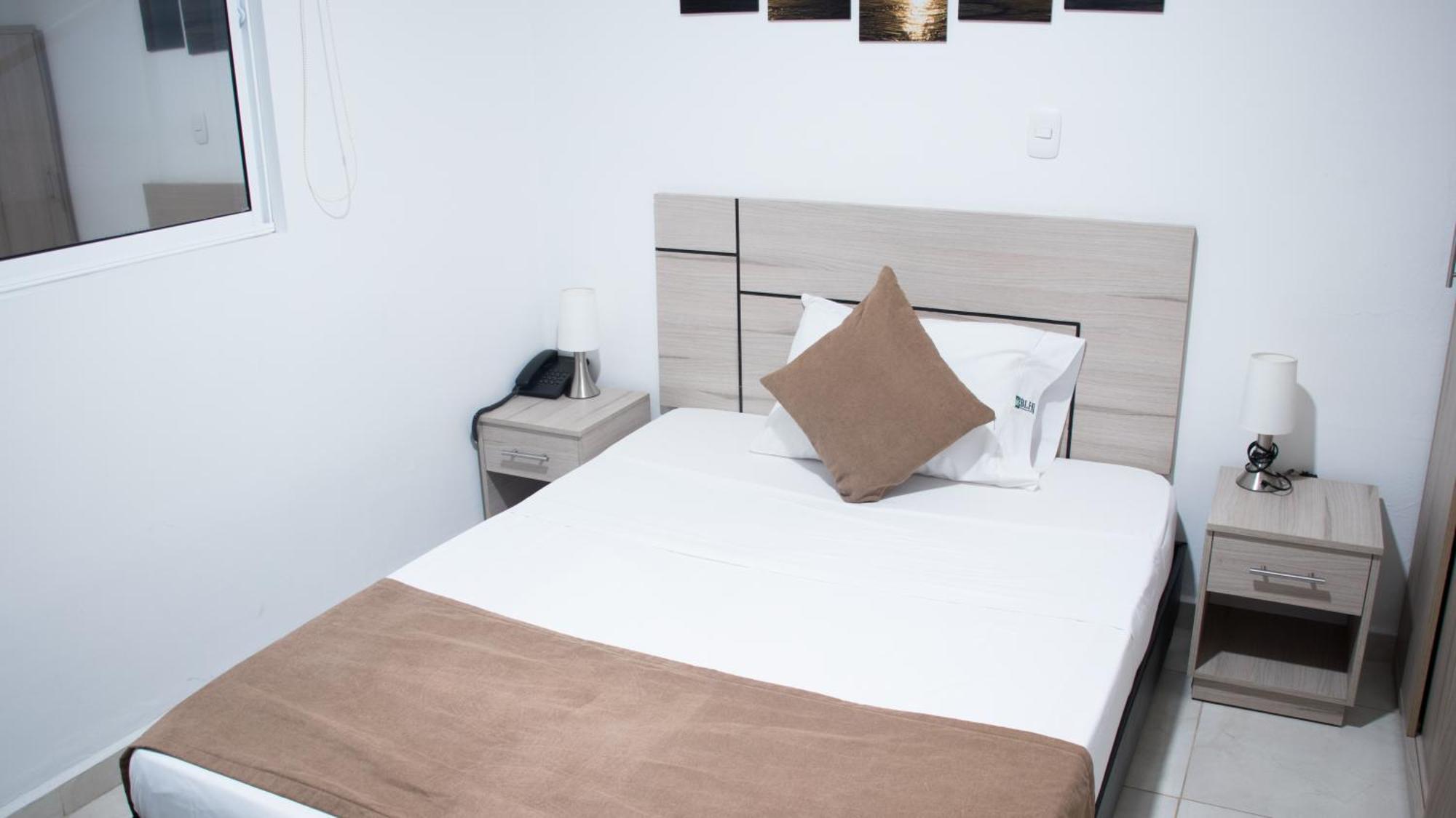 בוקארמנגה Blh Business Loft Hotel חדר תמונה